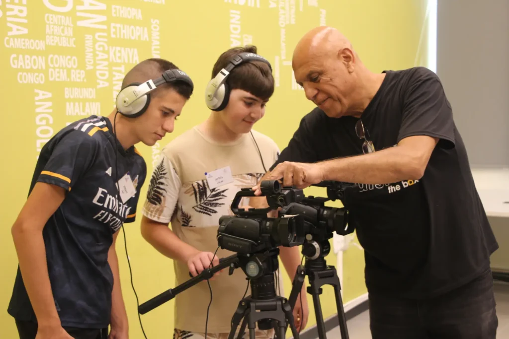 נוער צילום וידאו